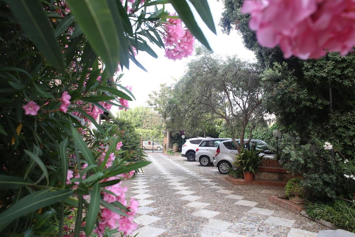 Villa Lea مونديلّو المظهر الخارجي الصورة